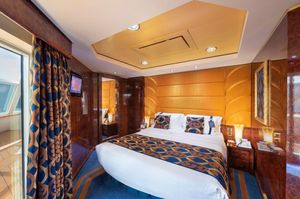 Сьют Yacht Club Executive и Family Suite с балконом