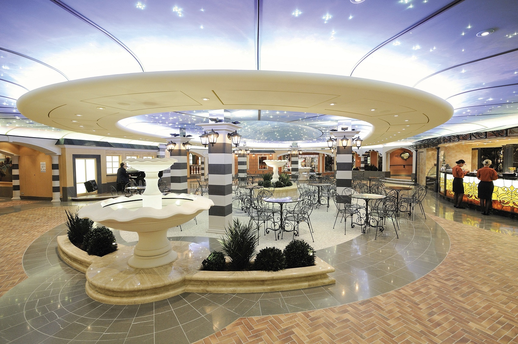 Лайнер MSC Fantasia